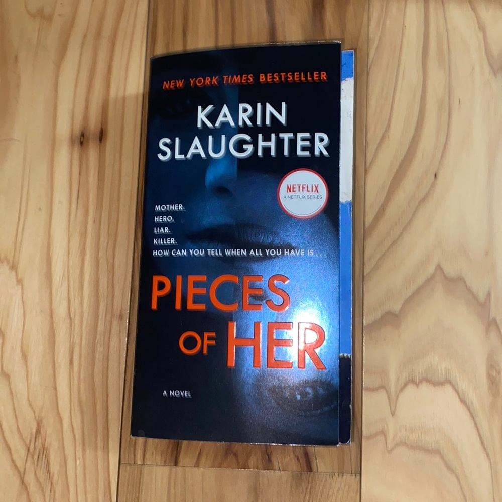 pieces of her BOOK by karin slaughter